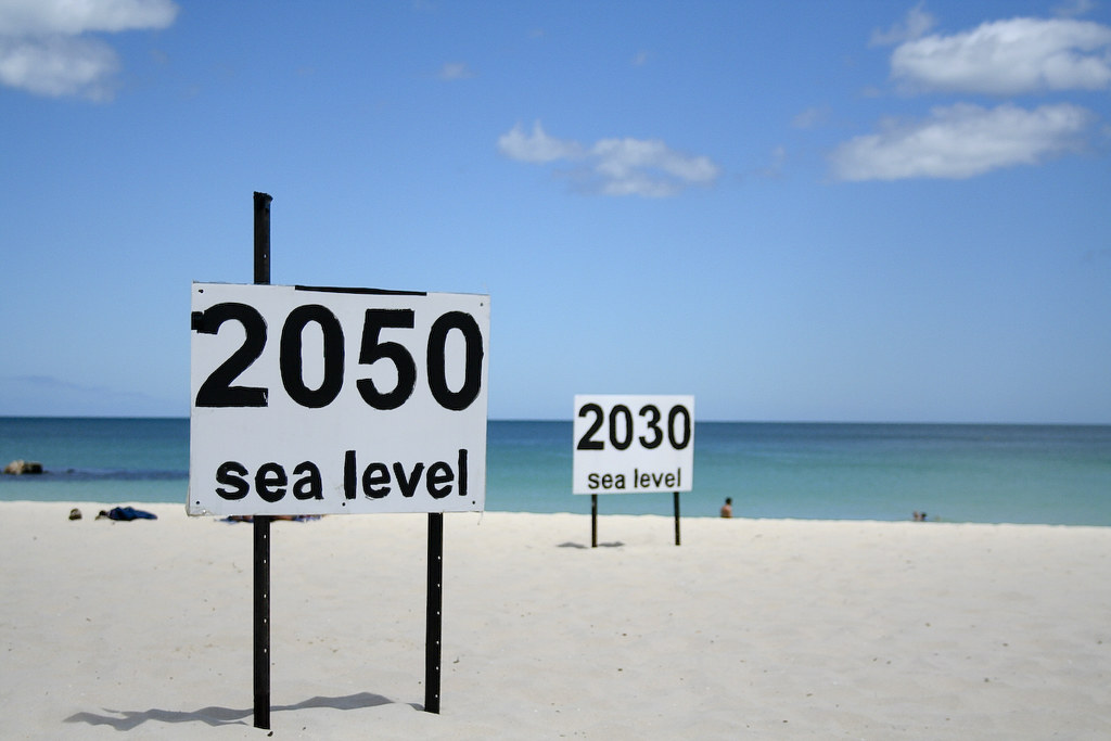 A-prediction-of-Rising-sea-levels-photo-by-go_greener_oz